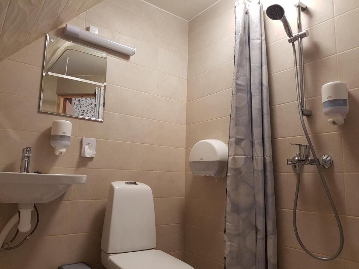 Risti Kodumajutus Lägenhet Lemsi Exteriör bild