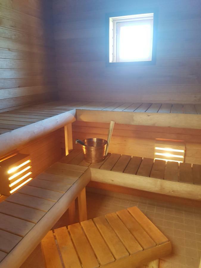 Risti Kodumajutus Lägenhet Lemsi Exteriör bild