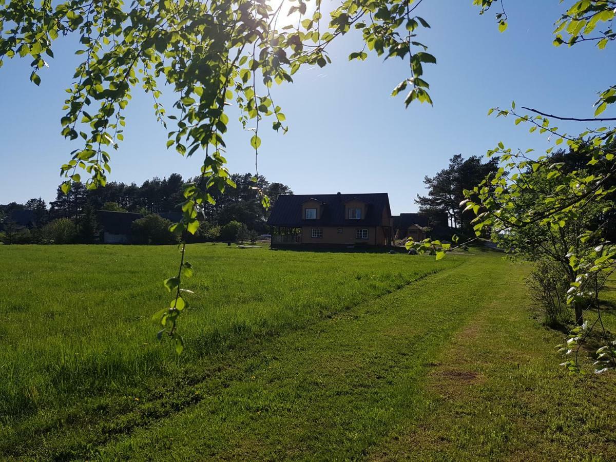 Risti Kodumajutus Lägenhet Lemsi Exteriör bild