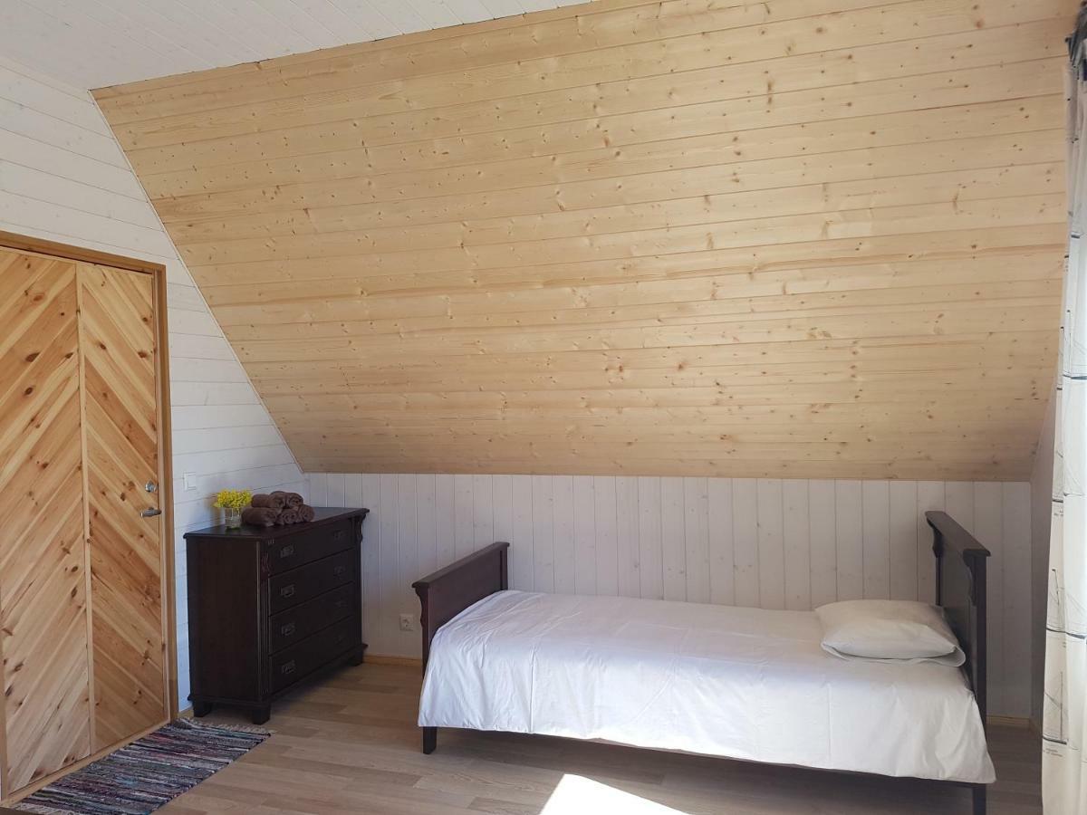Risti Kodumajutus Lägenhet Lemsi Exteriör bild